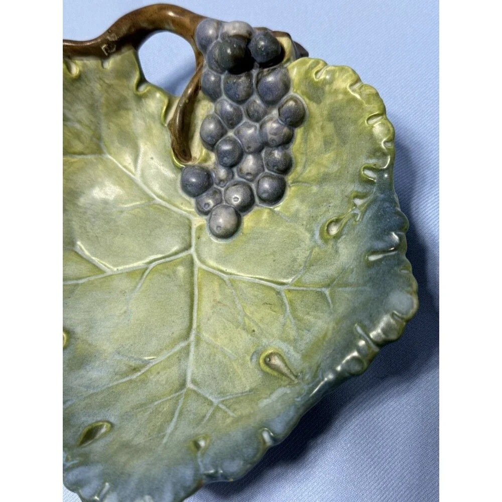 Vintage TAKAHASHI, S. Francisco Majolica Style Grape Design Bowl